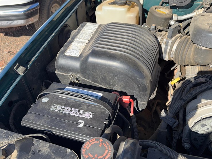 1996-chevrolet-3500-image-27