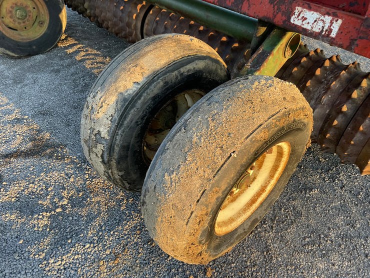 #5111-•-brillion-x-fold-packer-image-13