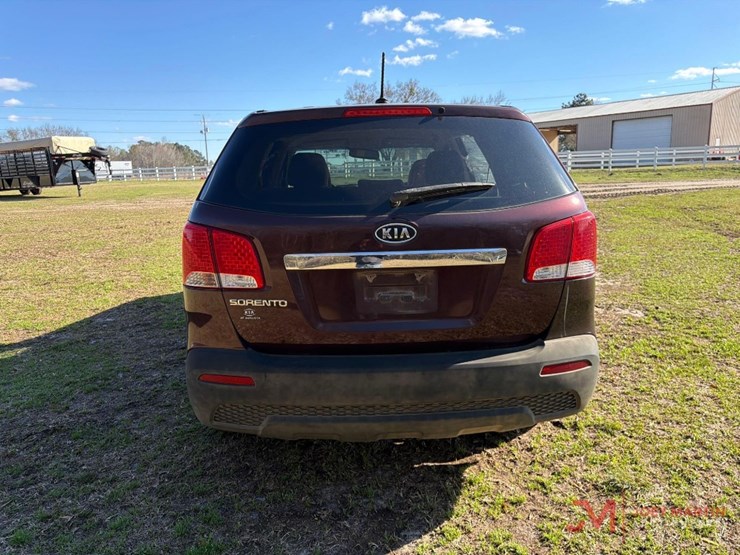2013-kia-sorento-image-4