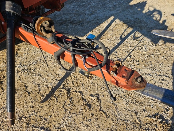 hesston-565a-image-9