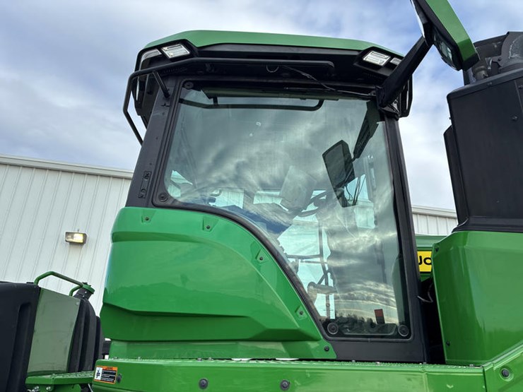 2023-john-deere-9rx-590-image-19