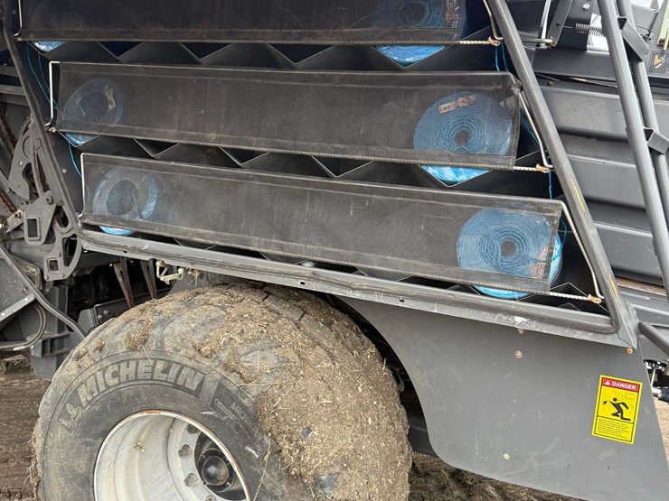 massey-ferguson-2270xd-image-20