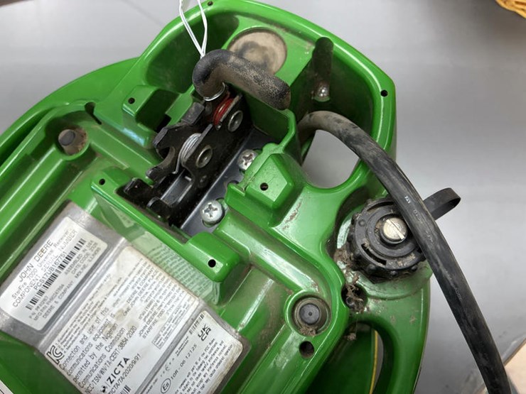 john-deere-7000-image-8