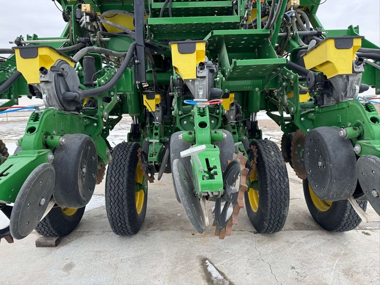 john-deere-1795-image-22