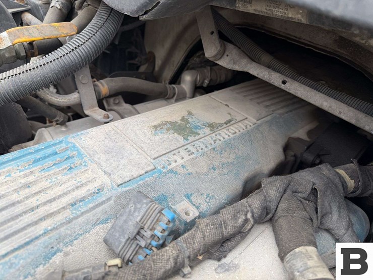 2006-international-durastar-4300-image-40