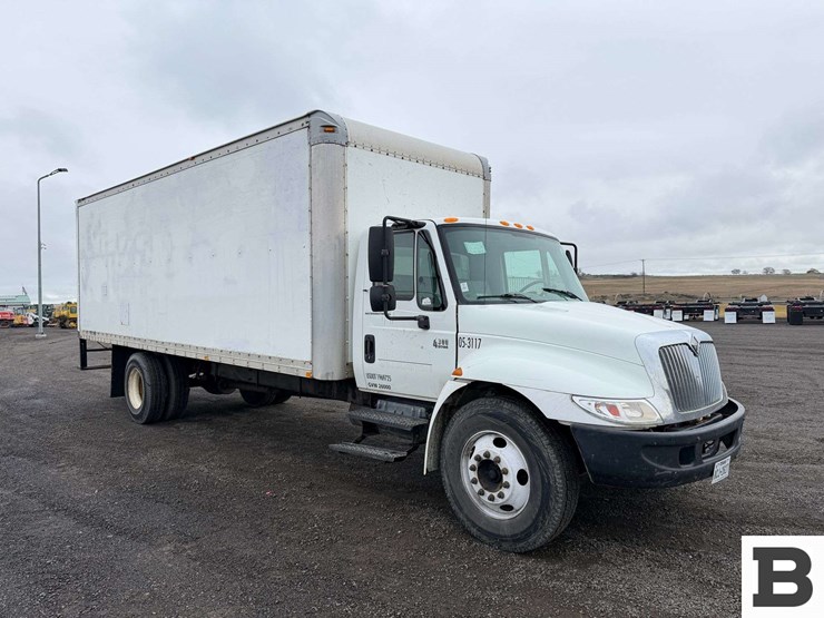 2006-international-durastar-4300-image-7