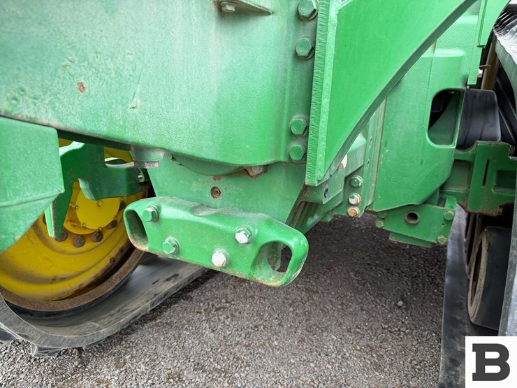 2014-john-deere-8310rt-image-19