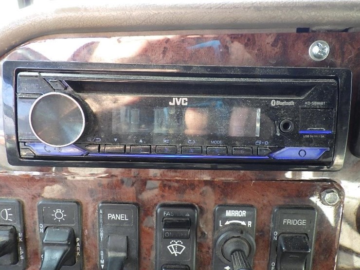 2006-international-9400-image-38