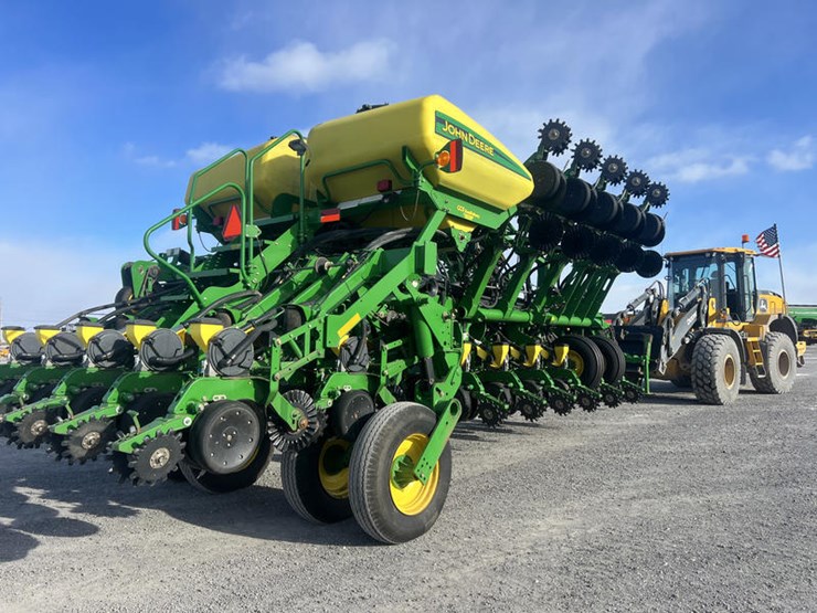 2004-john-deere-1790-image-14