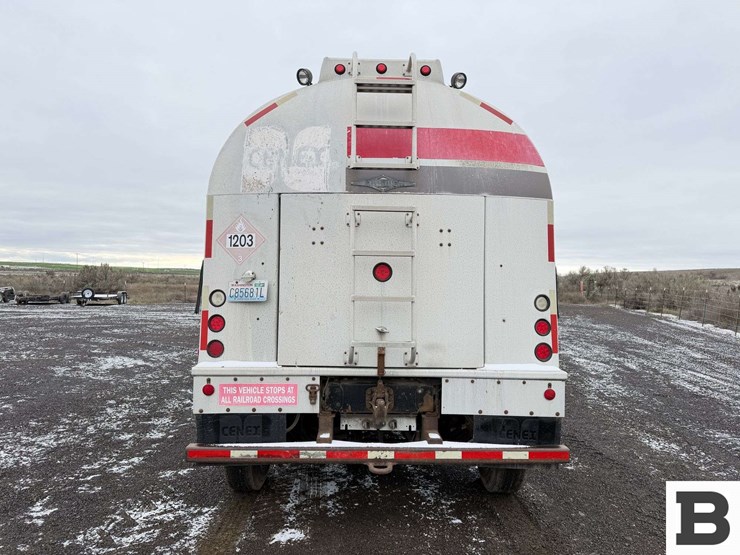 1998-kenworth-t800-image-5