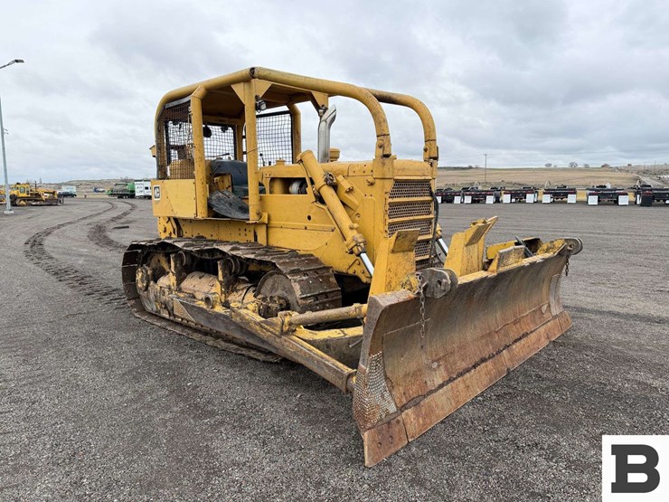 caterpillar-d6-image-7