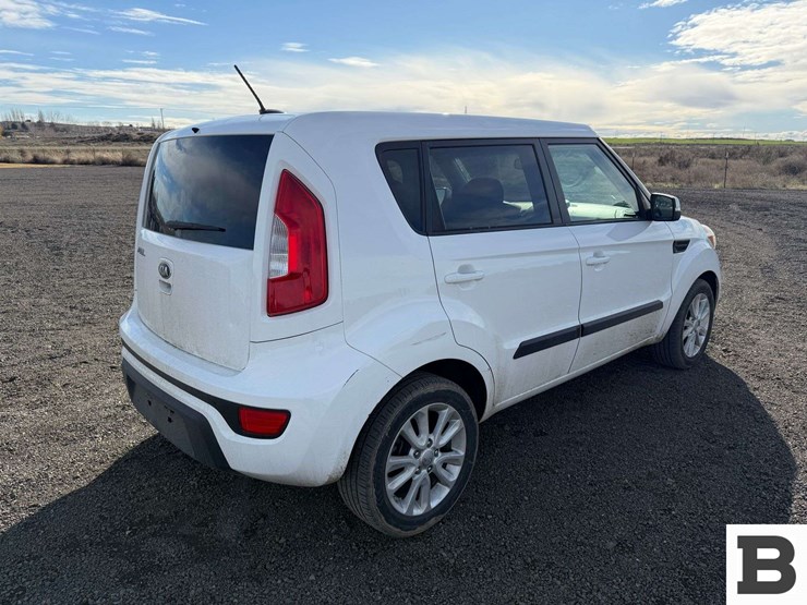 2013-kia-soul-mpv-image-6