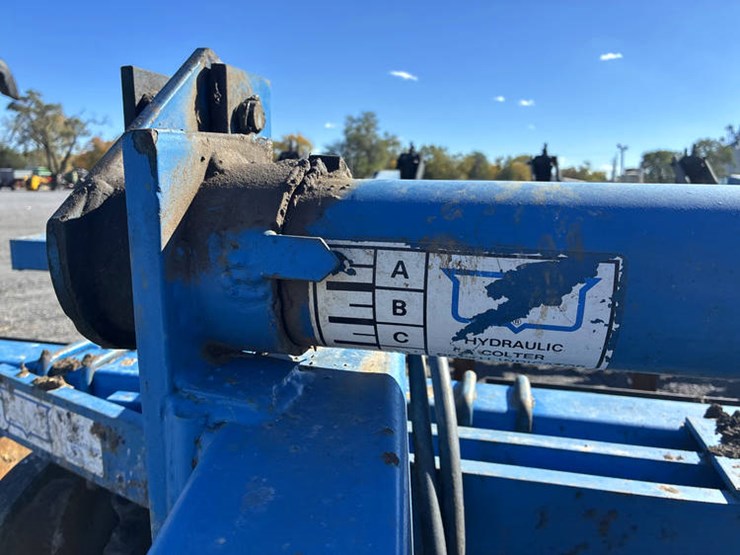 #114537-•-dmi-colter-champ-ii-9x-image-7