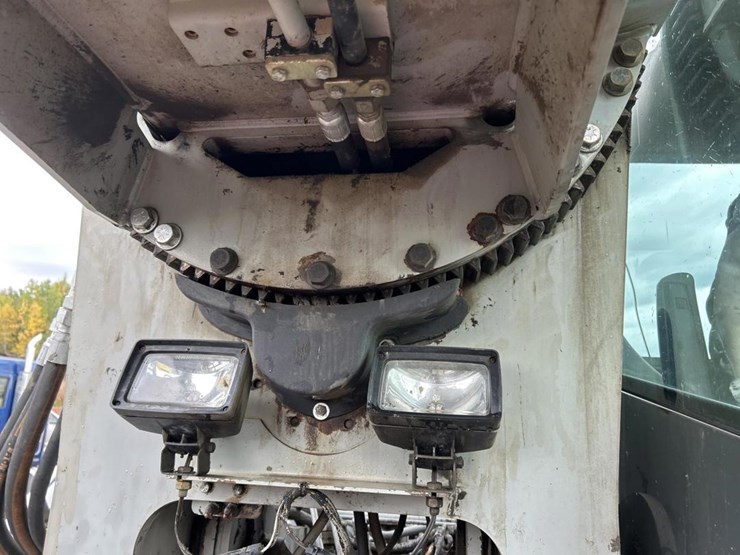 2005-gradall-xl4100-ii-image-18