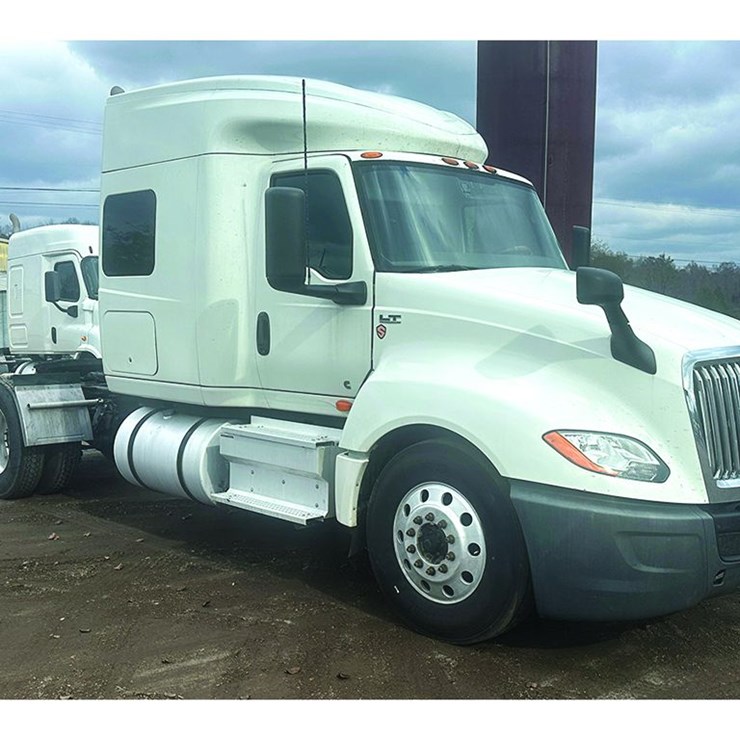 2021 INTERNATIONAL LT