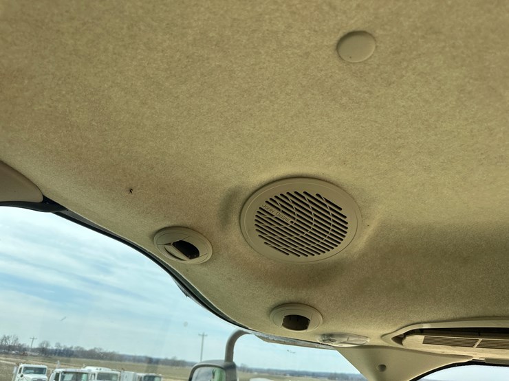 2020-john-deere-s770-image-106