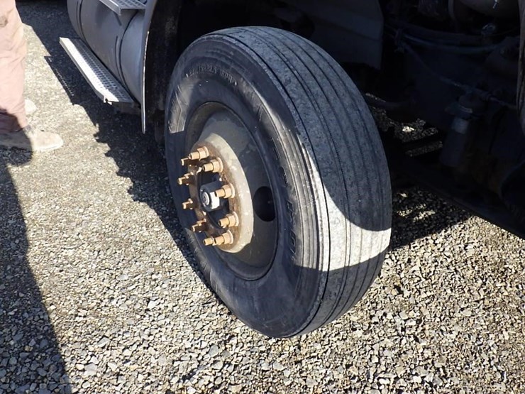 2006-international-9400-image-26