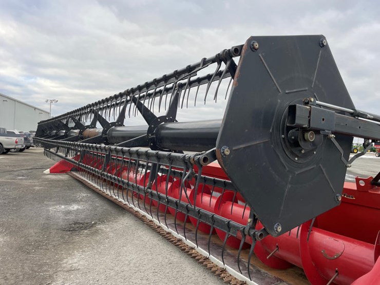 2011-case-ih-3020-image-2