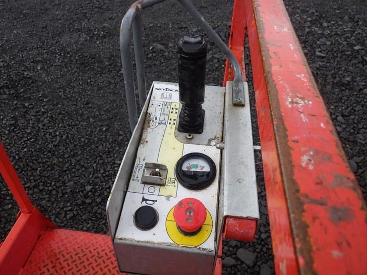 skyjack-sj16-image-10