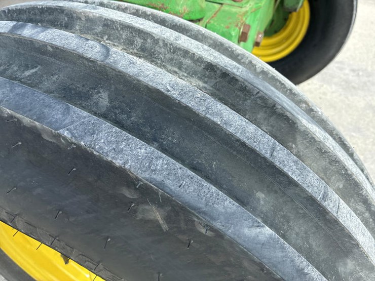 1984-john-deere-4450-image-37