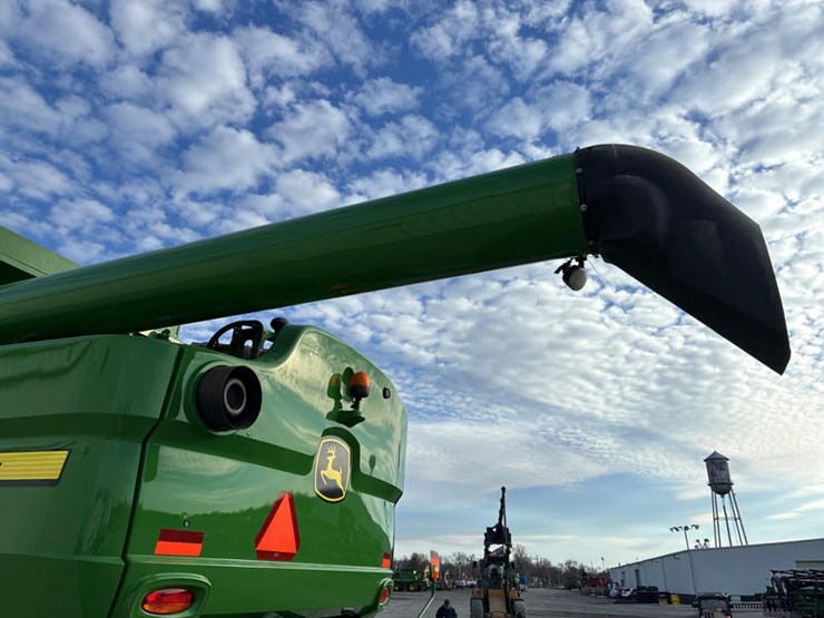 2015-john-deere-s670-image-20