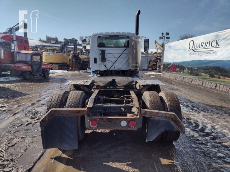 2009-international-prostar-image-4