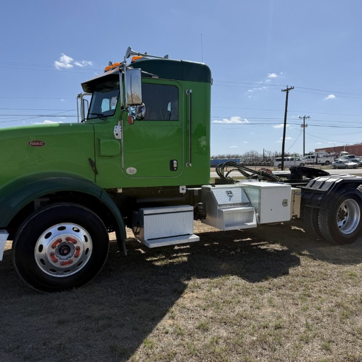 2021 PETERBILT 367