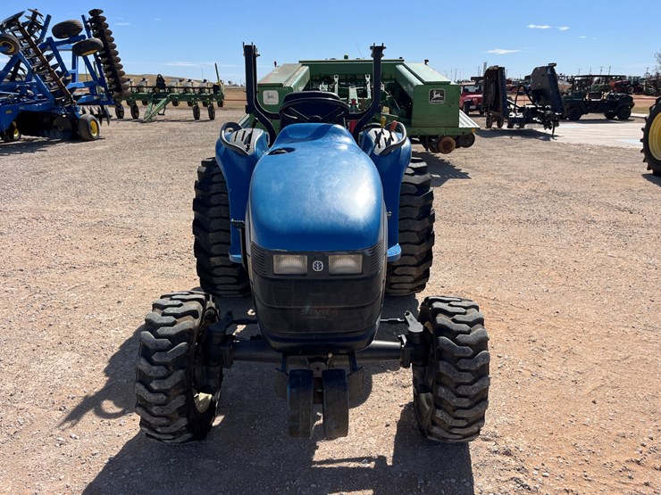 new-holland-tc33-image-2