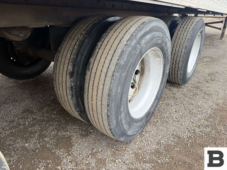 2014-utility-vs3ra-53'-van-trailer-image-30