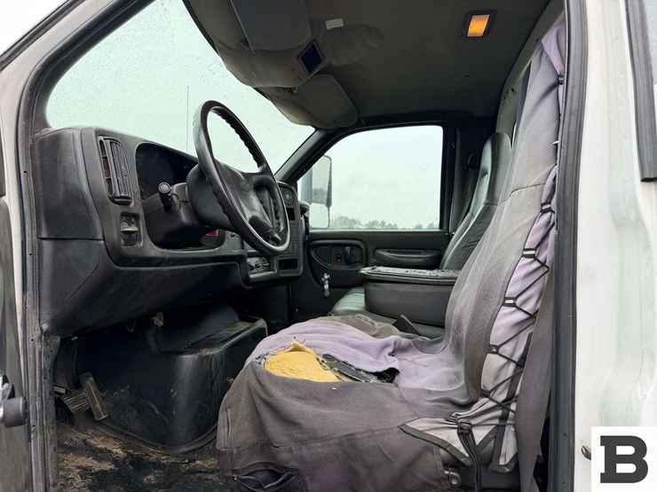 2005-chevrolet-kodiak-c6500-image-40