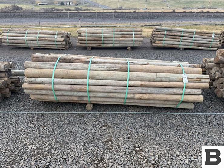 ..-wooden-posts-image-1