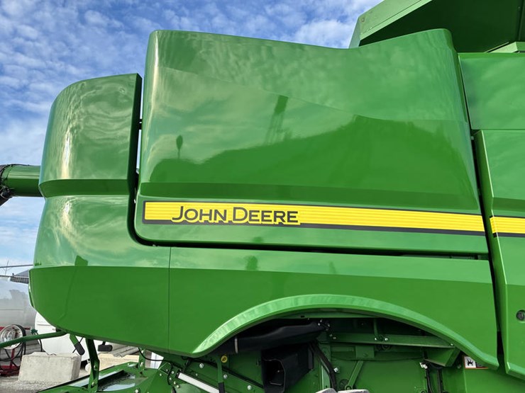 2015-john-deere-s670-image-17