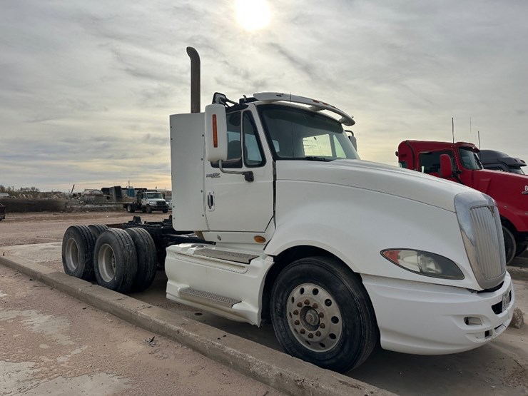 2008-international-prostar-image-3