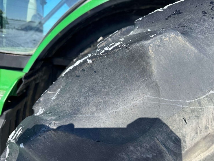 2012-john-deere-8310r-image-43