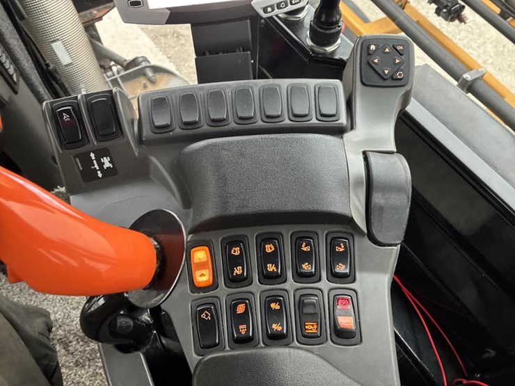 2015-ag-chem-rg1100-image-91