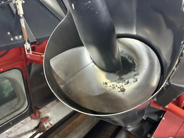 2012-case-ih-7230-image-85