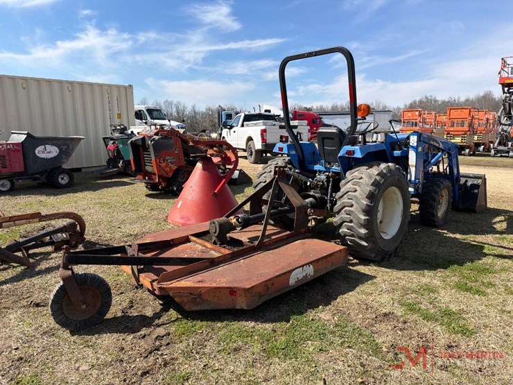new-holland-tc30-image-2