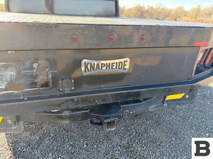 2003-gmc-2500-image-25