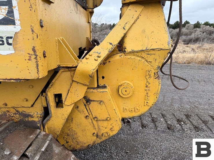 caterpillar-d6-image-23