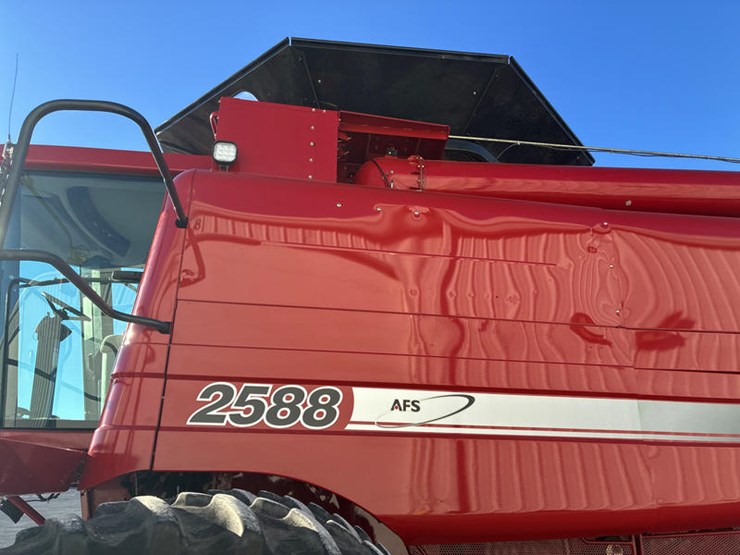 2008-case-ih-2588-image-21