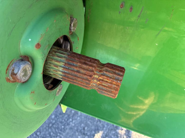 2000-john-deere-9550-image-12