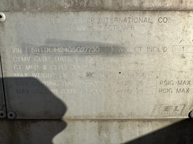 2016-heil-trailer-image-13