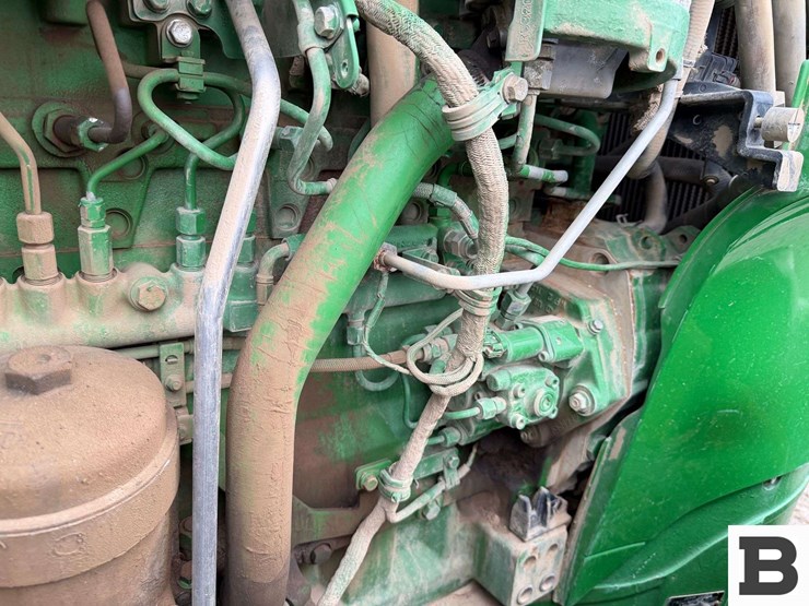 2012-john-deere-7260r-image-48