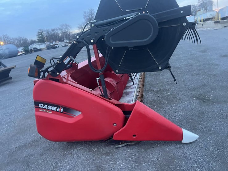 2011-case-ih-3020-image-15