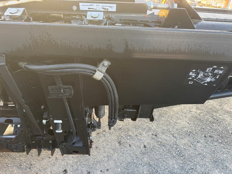 2019-mac-don-fd145-image-17