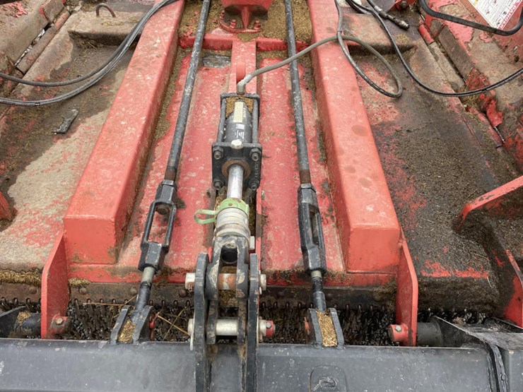 #5038-•-bushog-3715-batwing-image-24