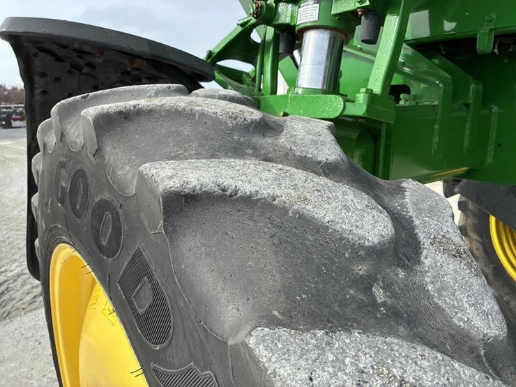 2014-john-deere-4830-image-57
