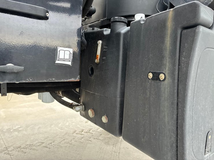 2015-ag-chem-rg1100-image-27