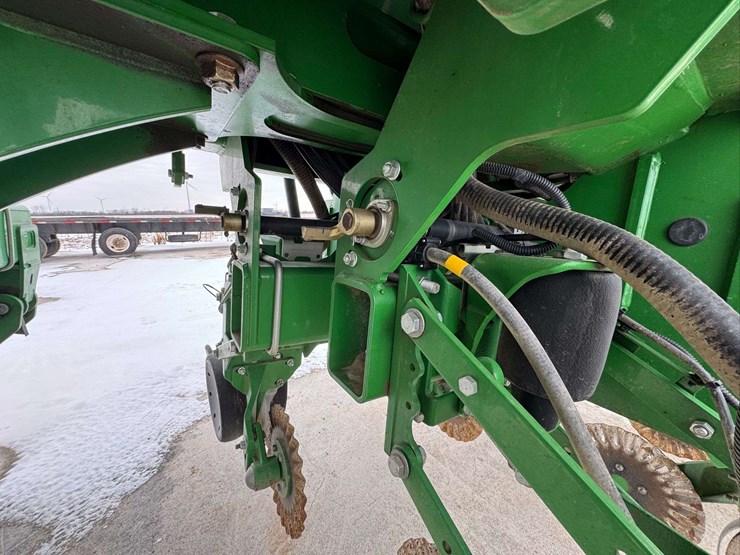 john-deere-1795-image-54