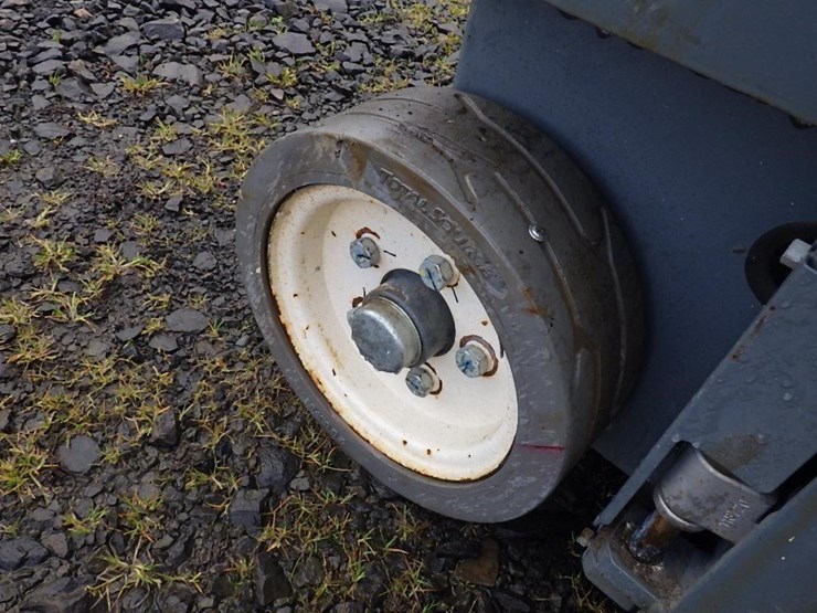 2017-skyjack-sjiii3219-image-18